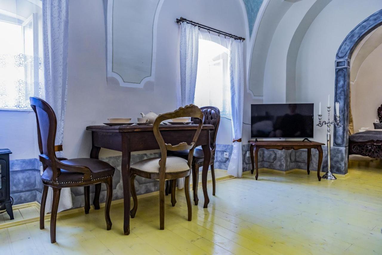 Apartman Charlotte V Dome So Studnou Na Streche Banská Štiavnica 외부 사진