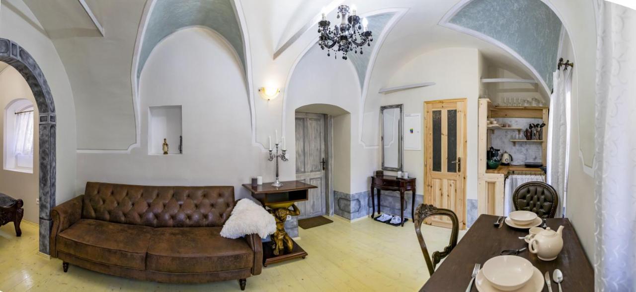 Apartman Charlotte V Dome So Studnou Na Streche Banská Štiavnica 외부 사진